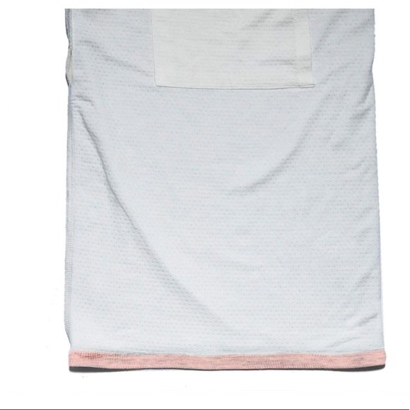 LELE SADOUGHI NWT AUTHENTIC PEACH COLOR HEART-STUDDED SOFT FACE MASKS - Picture 4 of 7